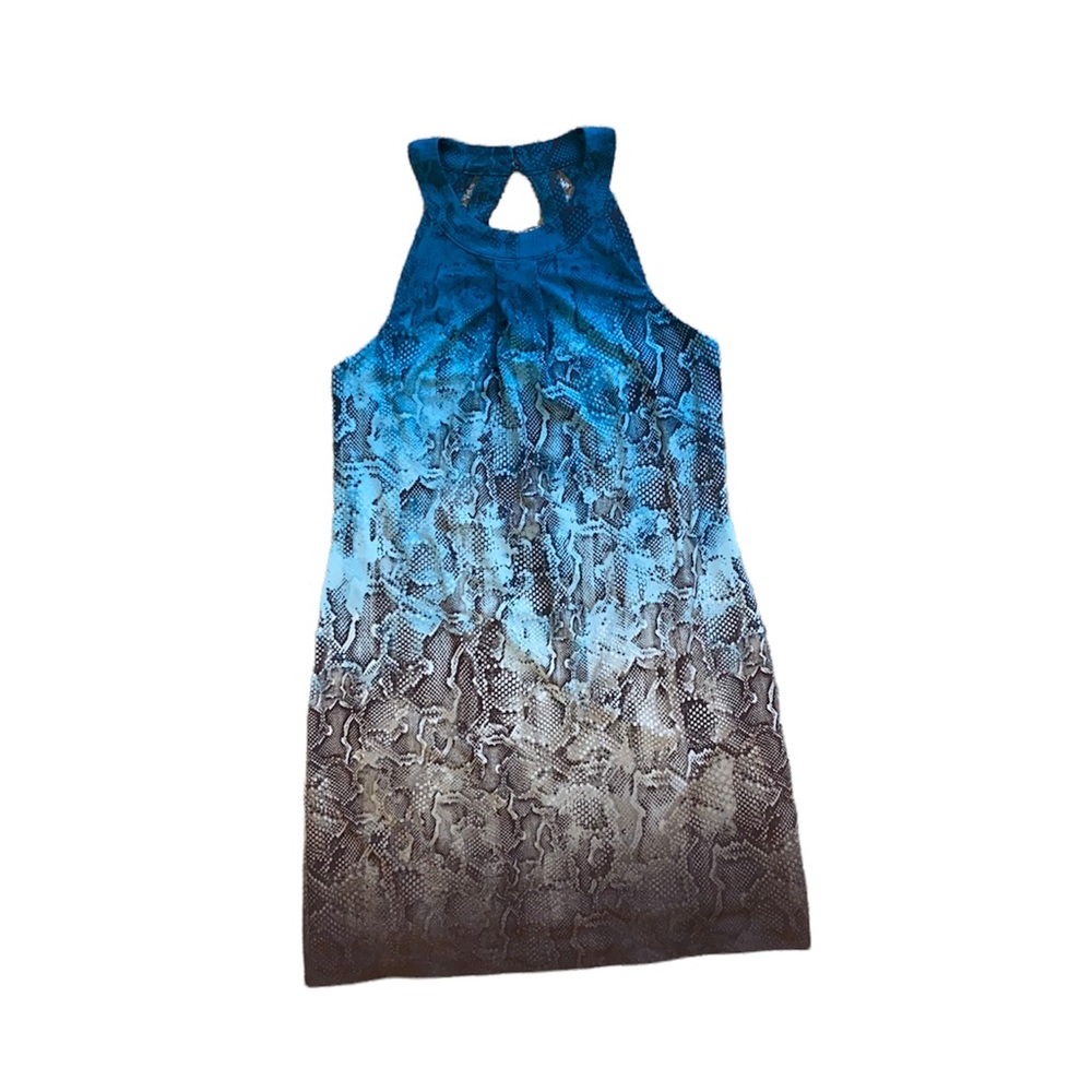 Beautiful dress, soft material 95% polyester,5 %spandex. Size small